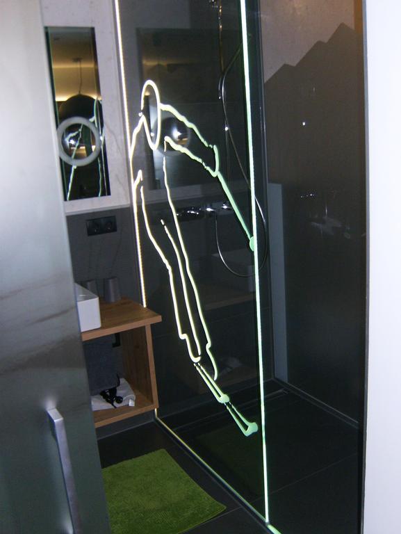 Apartamento Royal Waldfeld Mayrhofen Habitación foto