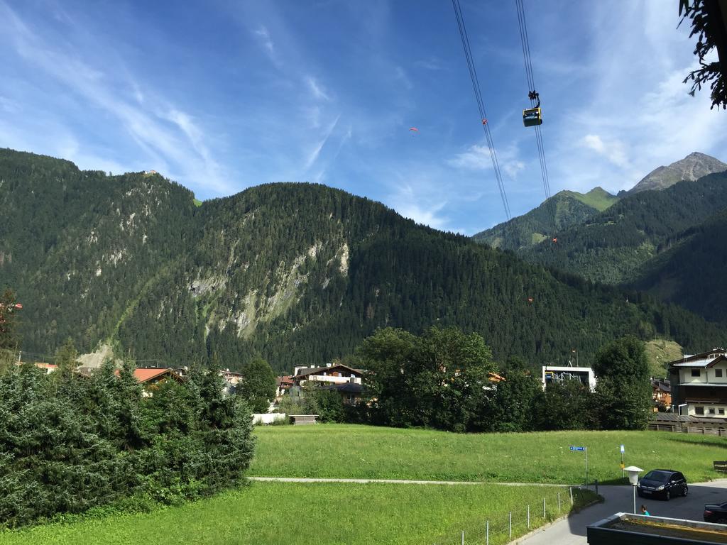 Apartamento Royal Waldfeld Mayrhofen Exterior foto