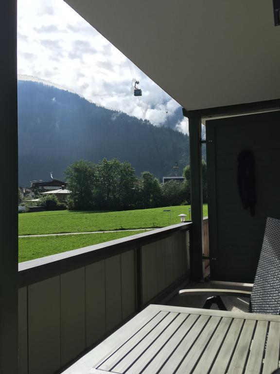 Apartamento Royal Waldfeld Mayrhofen Exterior foto