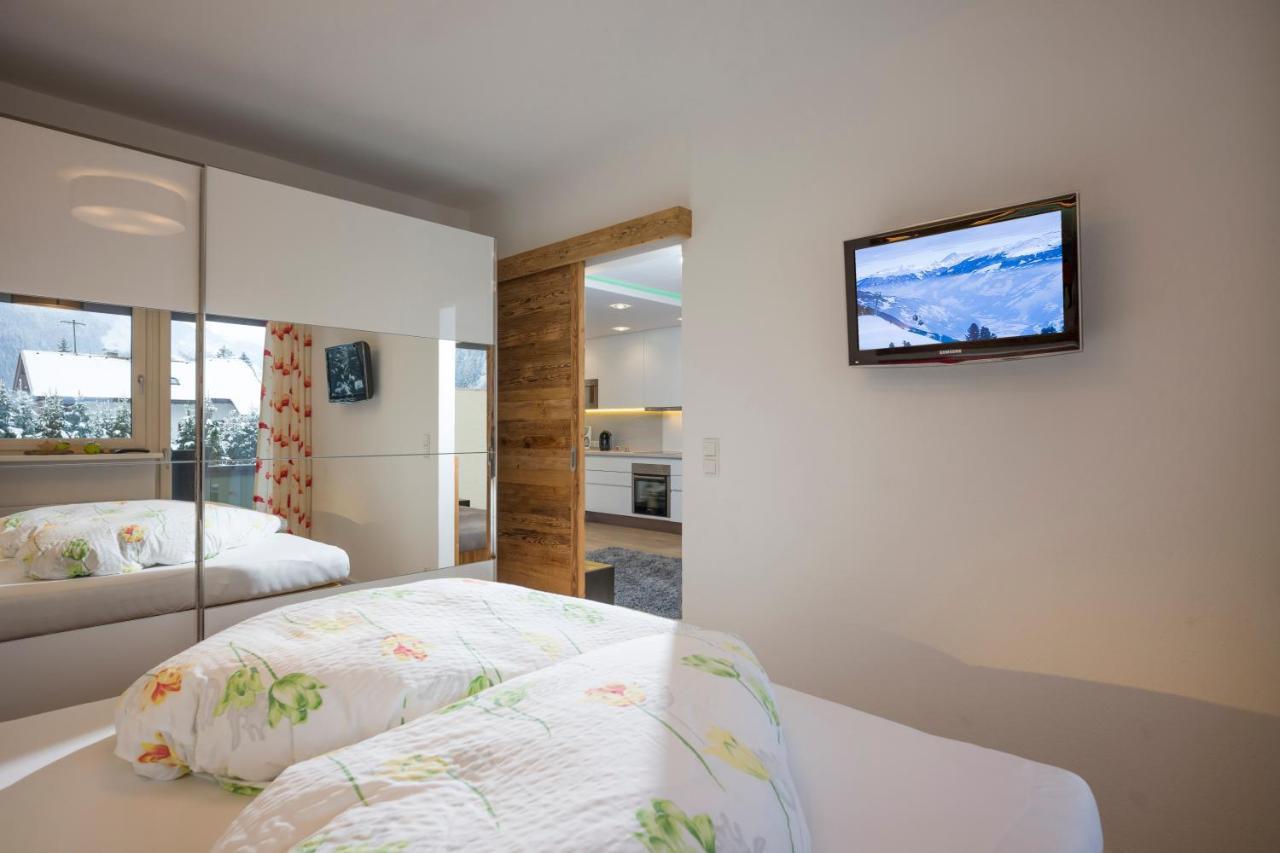 Apartamento Royal Waldfeld Mayrhofen Exterior foto
